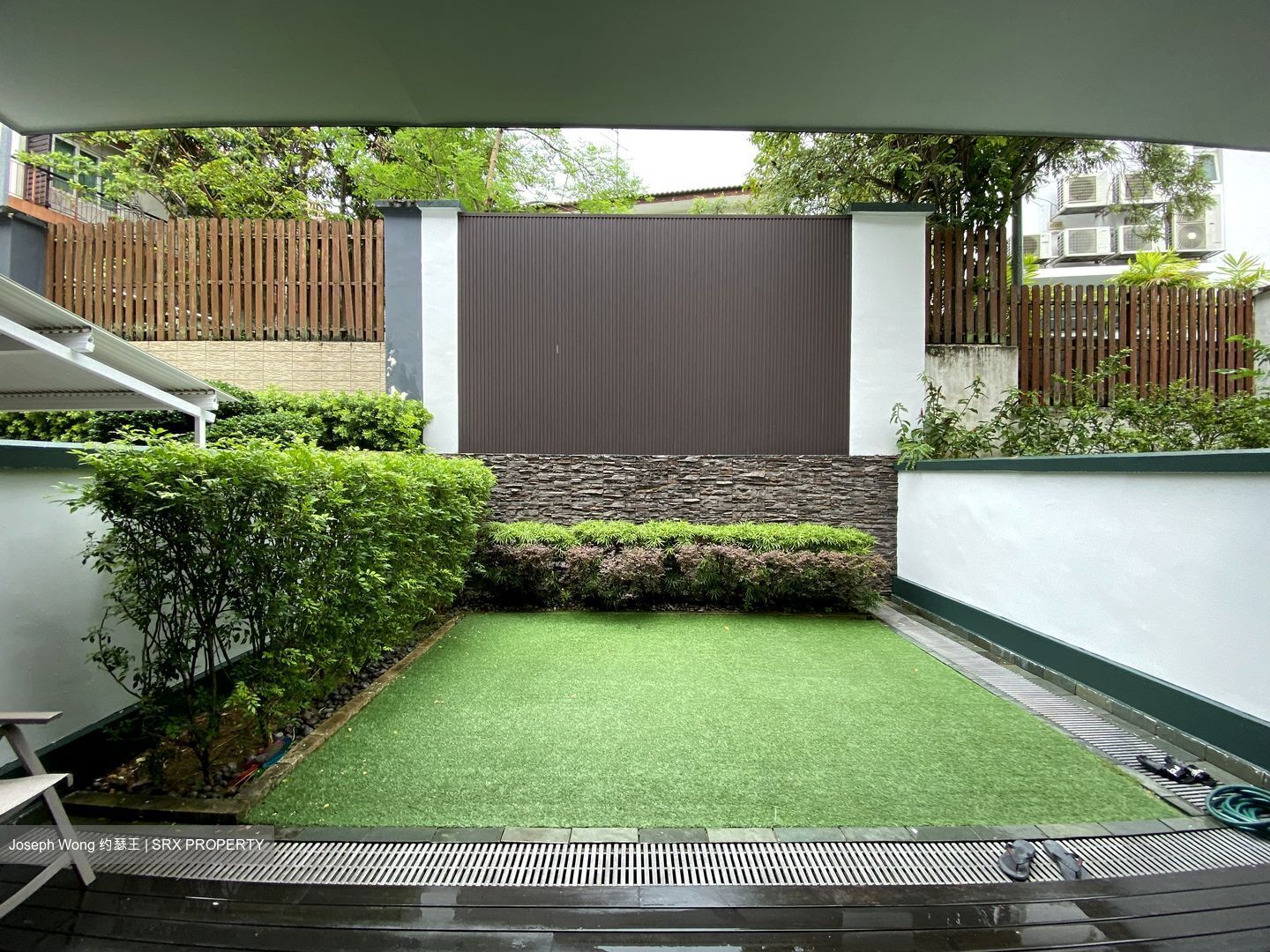 Changi Heights (D17), Terrace #549550491